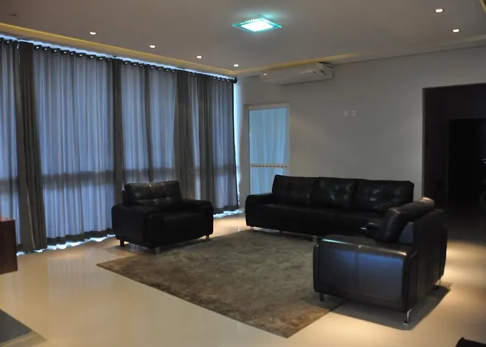 Kamur Plaza Hotel